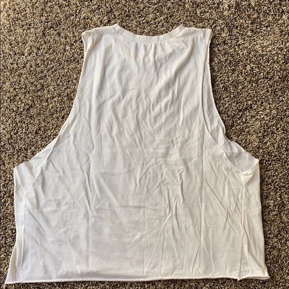 Brandy Melville Rare Camera Muscle Tee Sleeveless - Picture 3 of 4